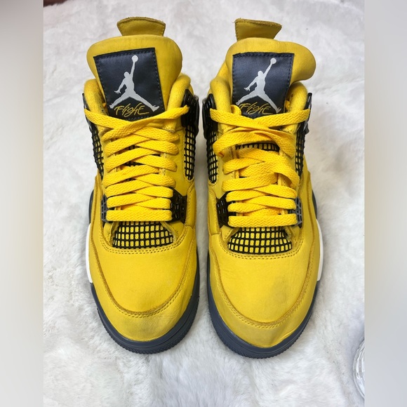 Nike Shoes Nike Jordan Retro 4 Poshmark